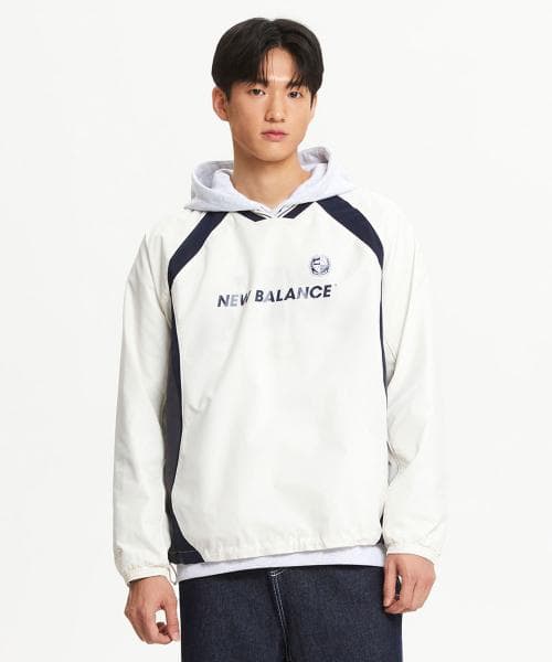 NEW BALANCE ウィンドブレーカー ホワイト/ブラック