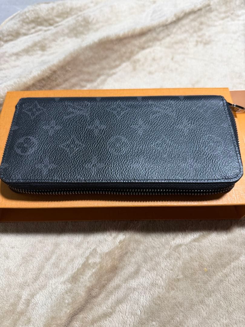 ジッピーウォレット・ヴェルティカル ルイヴィトン　メンズ長財布