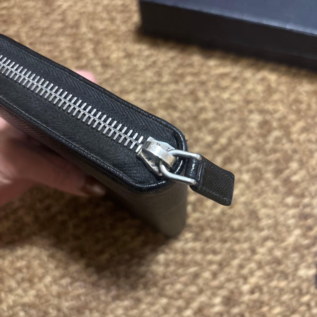 PRADA ブラック 長財布 箱・カード付き