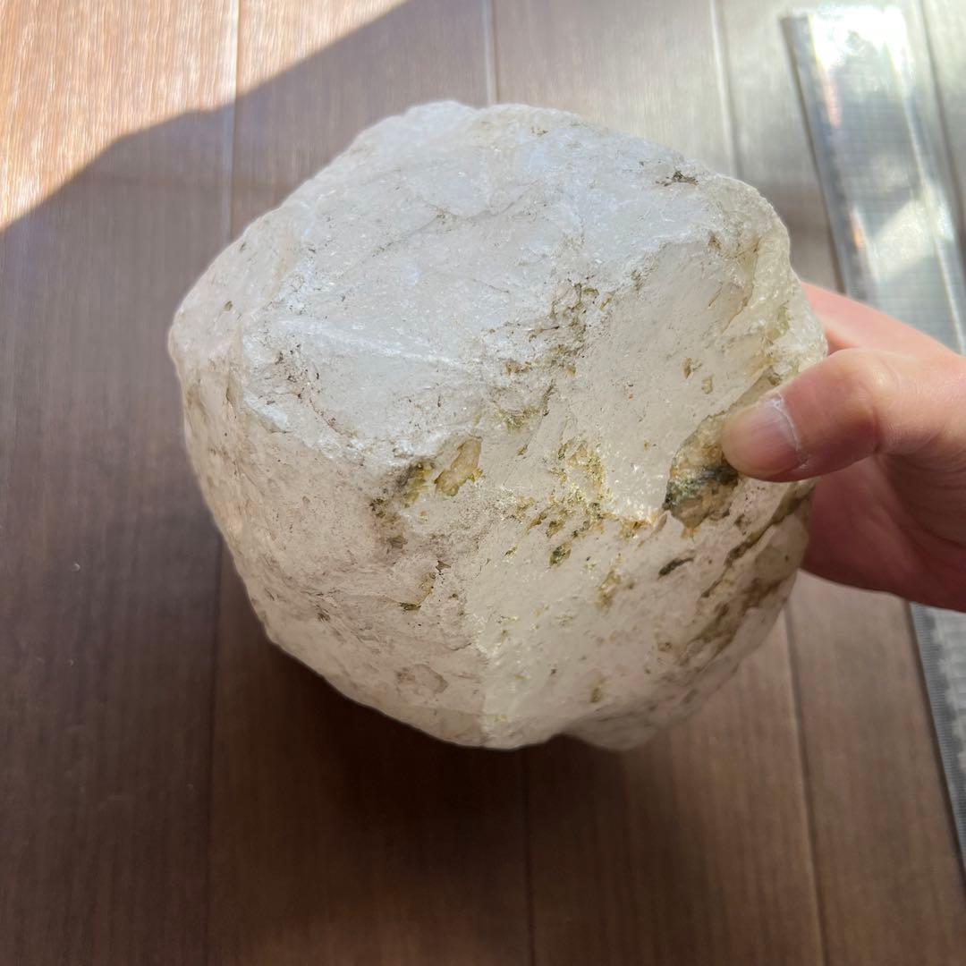 白 石 3.8kg 石英 原石 大きめ 置物 コレクション 天然石