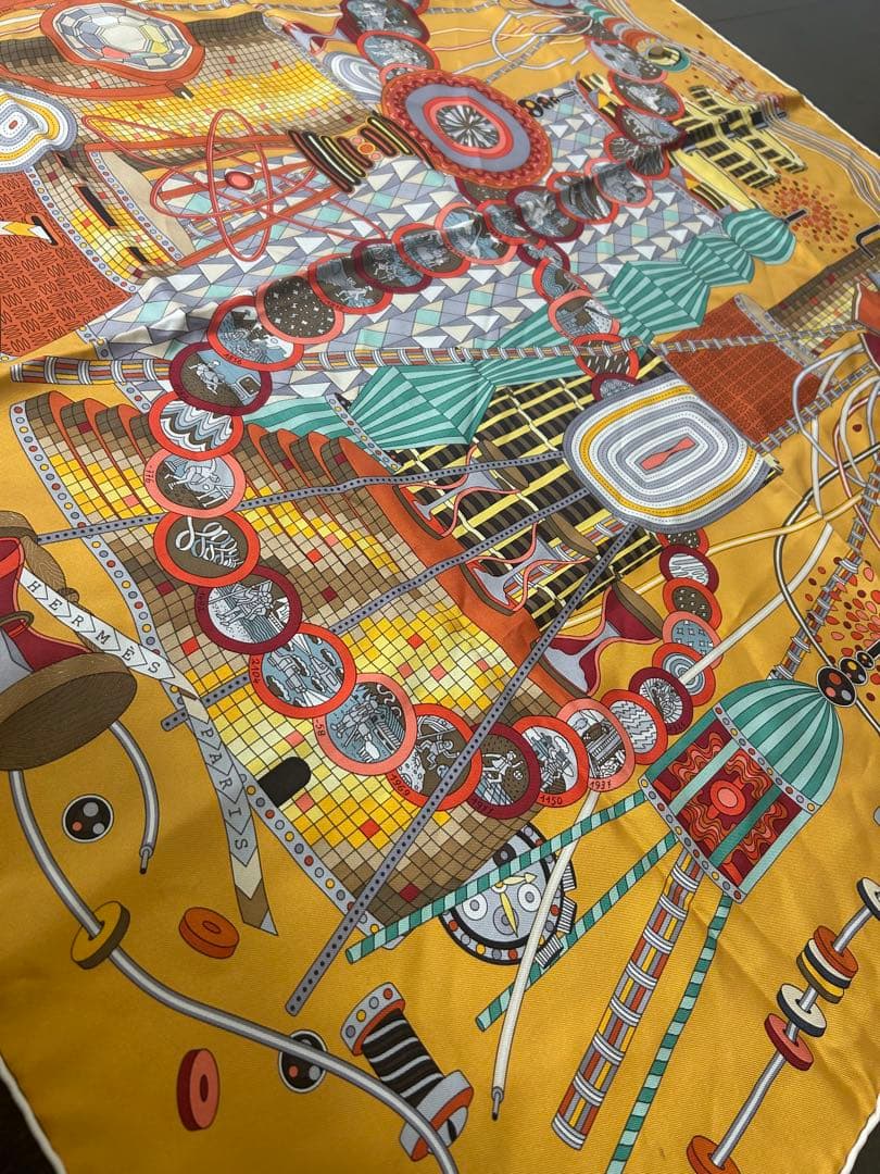 エルメス スカーフ 幾何学模様 シルクスカーフ 約90cm HERMES