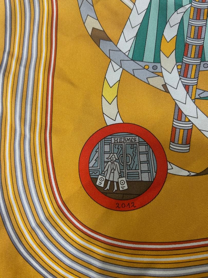 エルメス スカーフ 幾何学模様 シルクスカーフ 約90cm HERMES