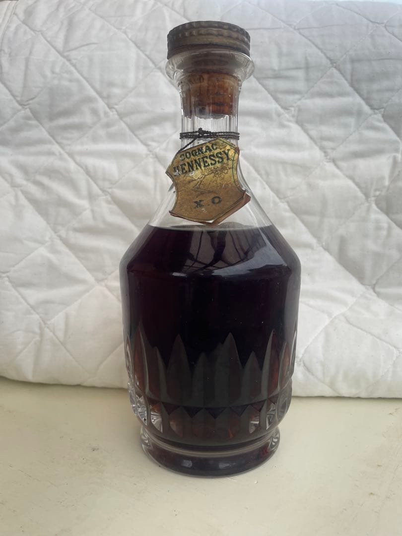 ヘネシーコニャックxo古酒カラフェバカラボトルコルク折れ商品