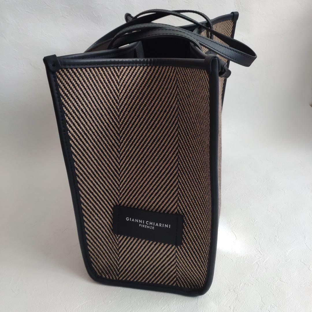 美品 定価4.7万 GIANNI CHIARINI MARCELLA