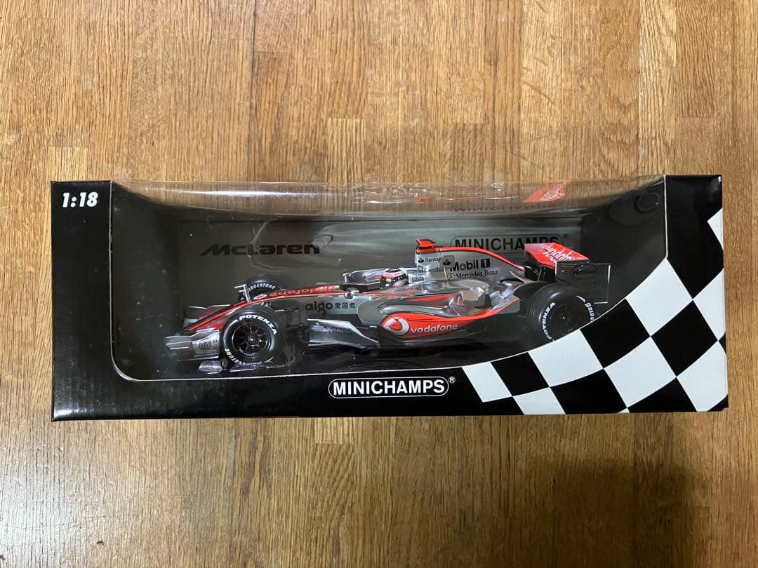未開封 1/18 ミニチャンプス ボーダフォン マクラーレンメルセデス 2007