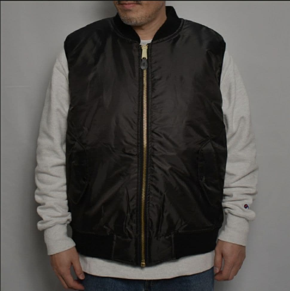 US　三軒茶屋　Customized MA-1 Cut Off Vest