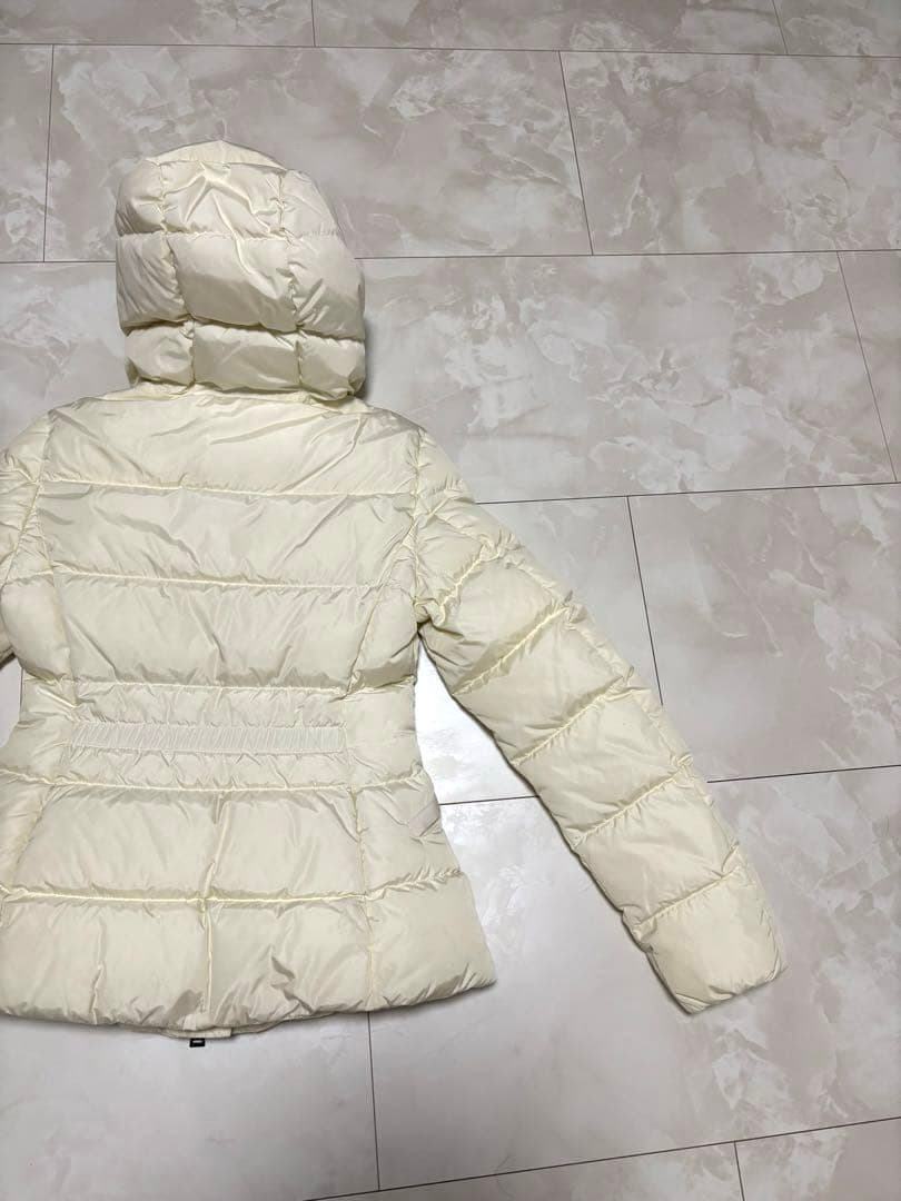 モンクレール AVOCE