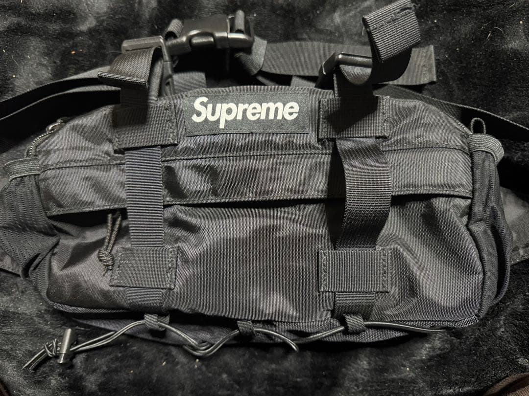 supreme シュプリーム　ウエストバッグ　ボディバッグ