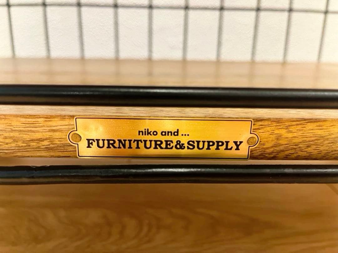 niko and FURNITURE&SUPPLY ニコアンド キャスターラック