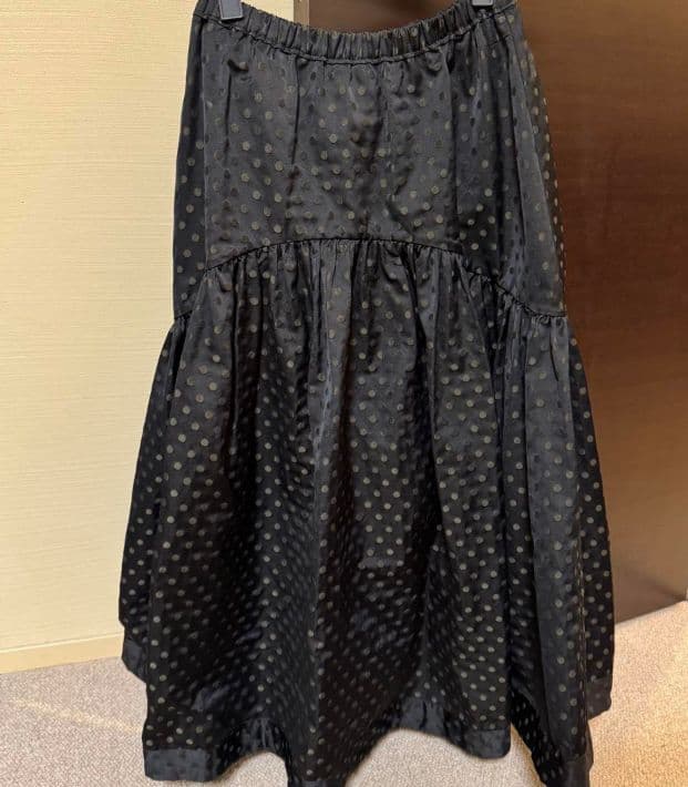 美品！Ellie ドットリバーシブルスカート
