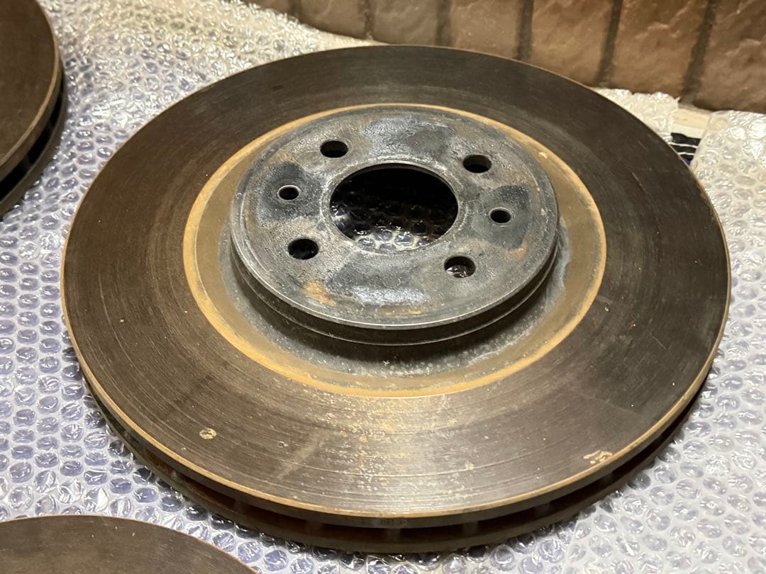 アバルト595 ブレーキローター&ASSO 低ダスト　ストリートパッド