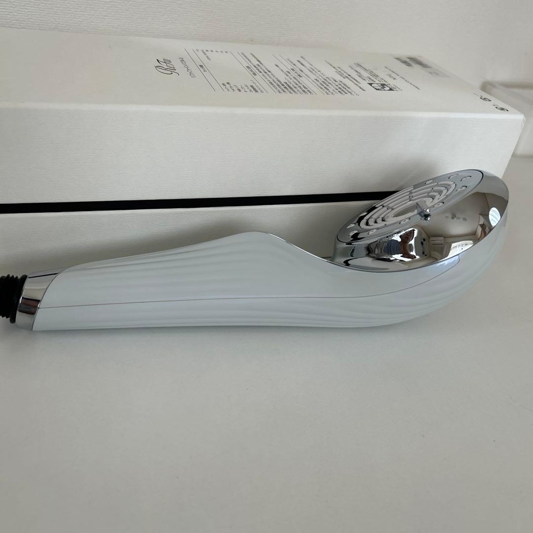 スヌーピーReFa シャワーヘッド