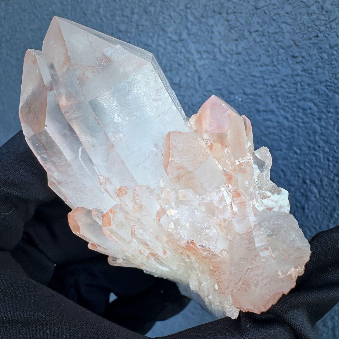 爆アレ❗️可愛いピンク♡超綺麗マダガスカル産パイナップルピンククラスターA1167