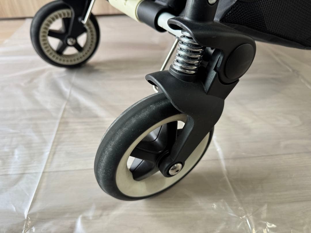 【bugaboo bee3】バガブーベビーカー　限定サンキャノピー付き