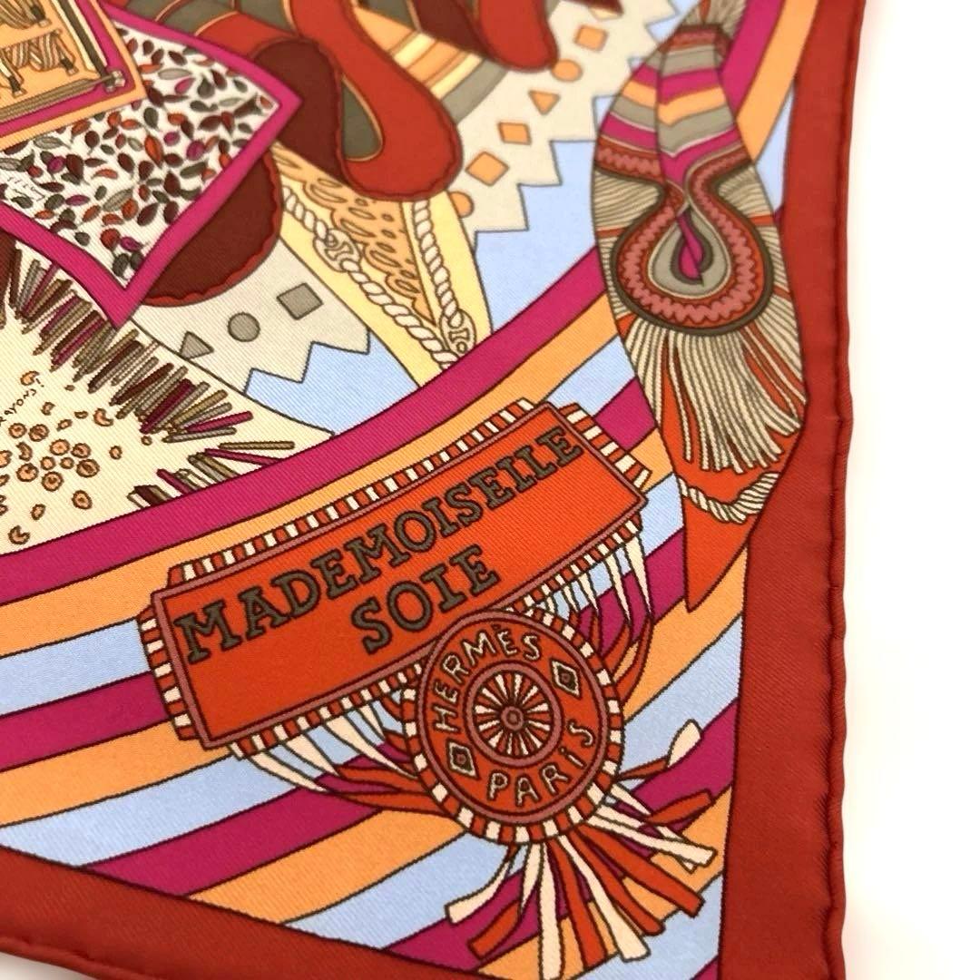 HERMES スカーフプチカレ42 MADEMOISEILLE SOIE