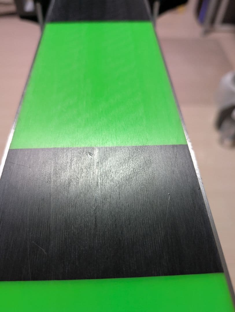 LINE BLADE OPTIC 104 スキー板　マーカーグリフォン付