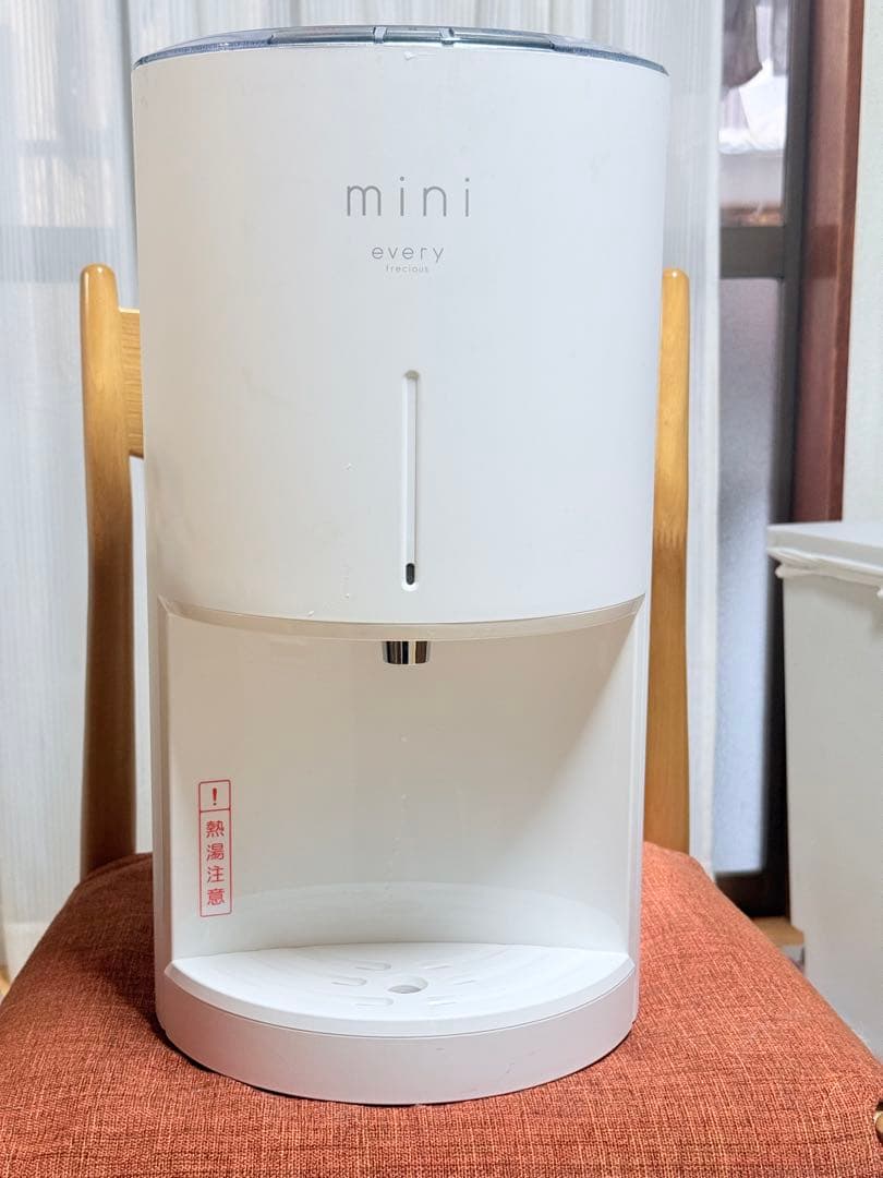 mini every ホワイト浄水器 カートリッジ４個付き