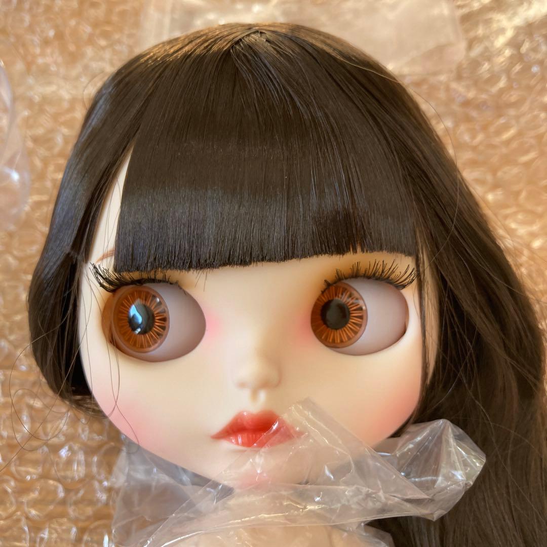 新品　アイシードール 本体　台座　制服　靴下付き