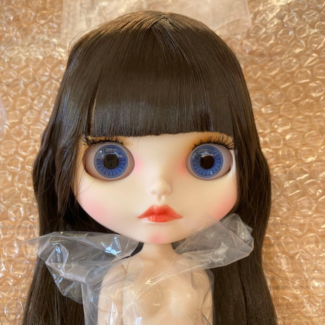 新品　アイシードール 本体　台座　制服　靴下付き