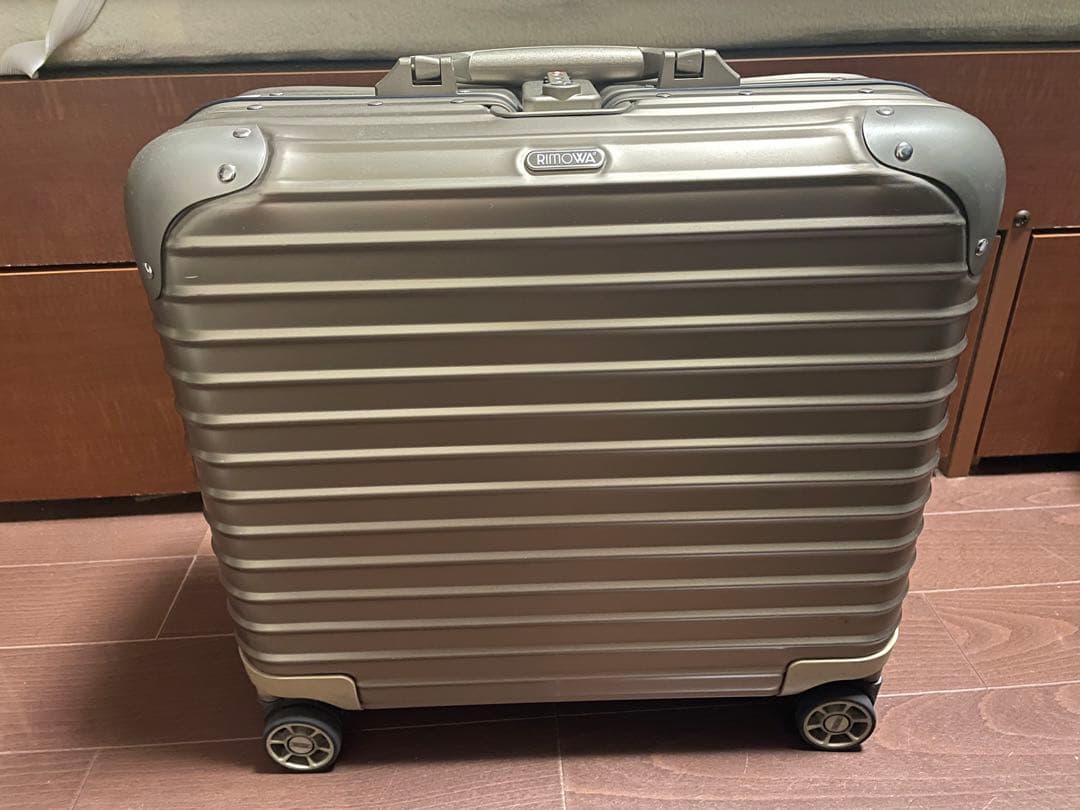 【希少旧モデル・美品】リモワ トパーズ チタニウム ビジネストロリー 26L