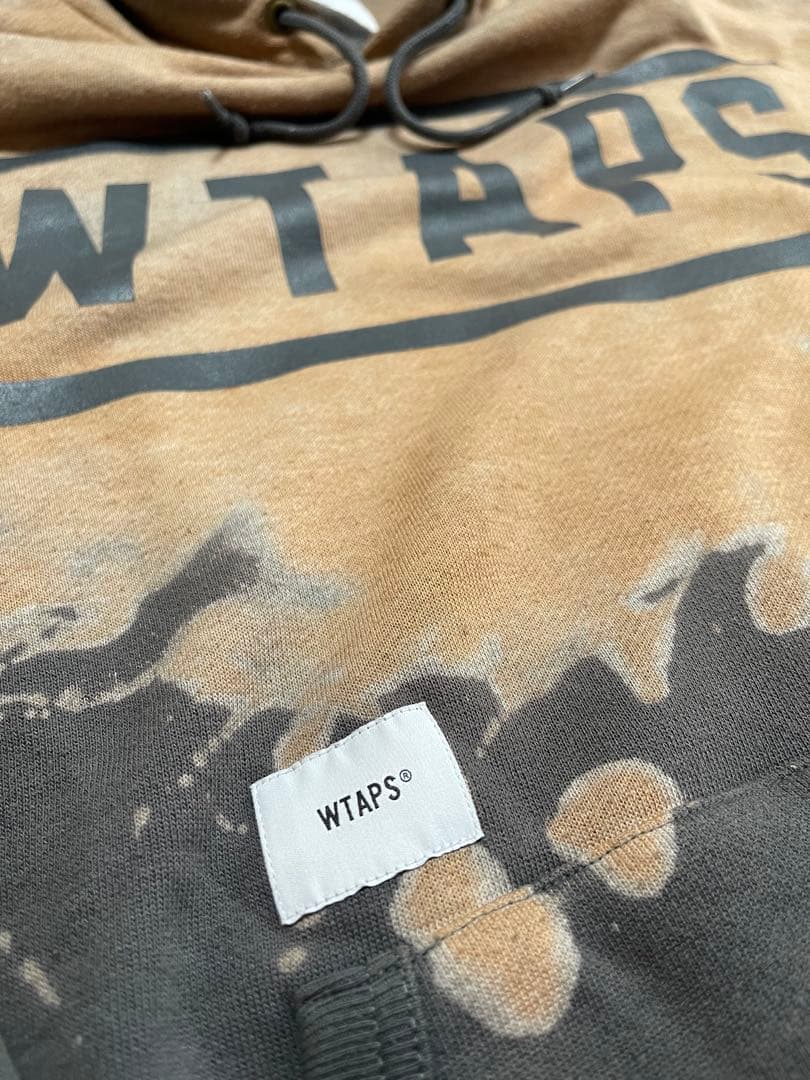 WTAPS グラデーションデザイン パーカー X 02
