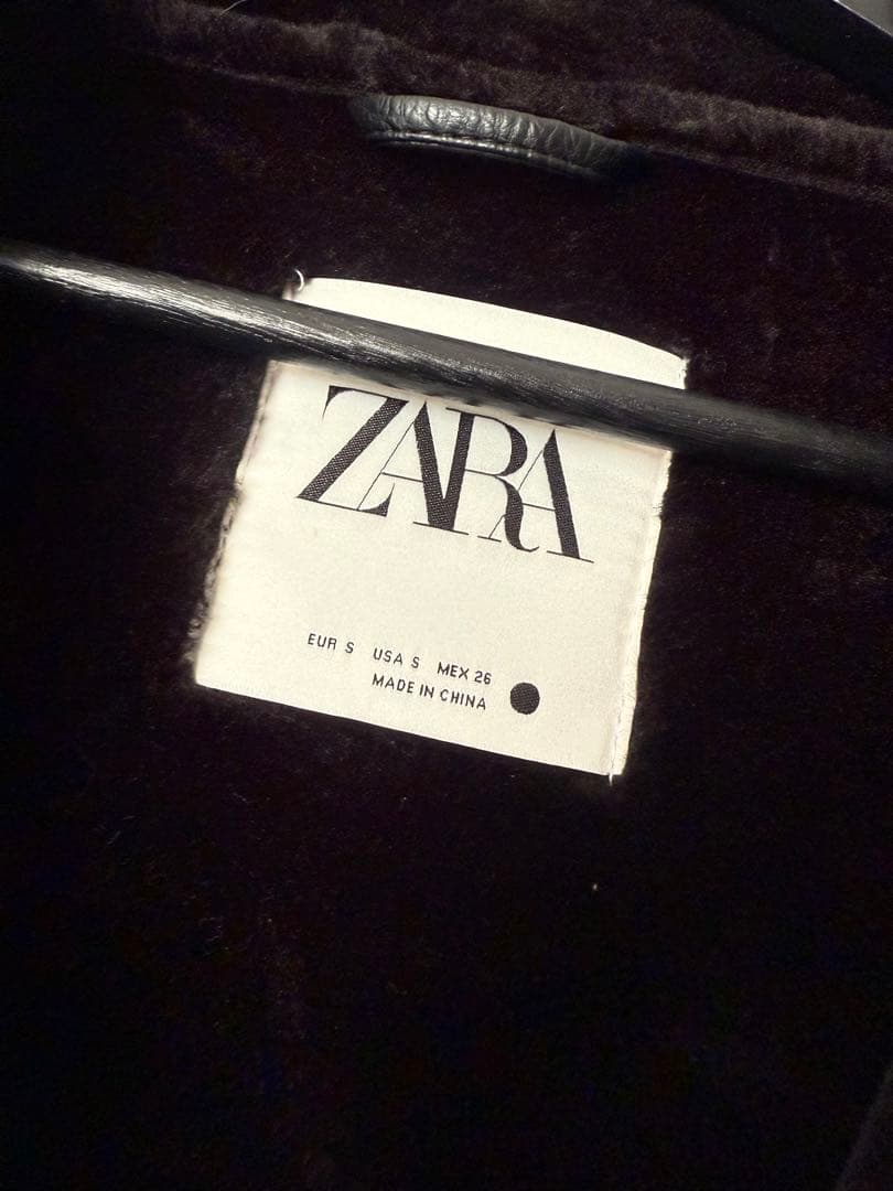 ZARAライダースフェイシープスキンジャケット
