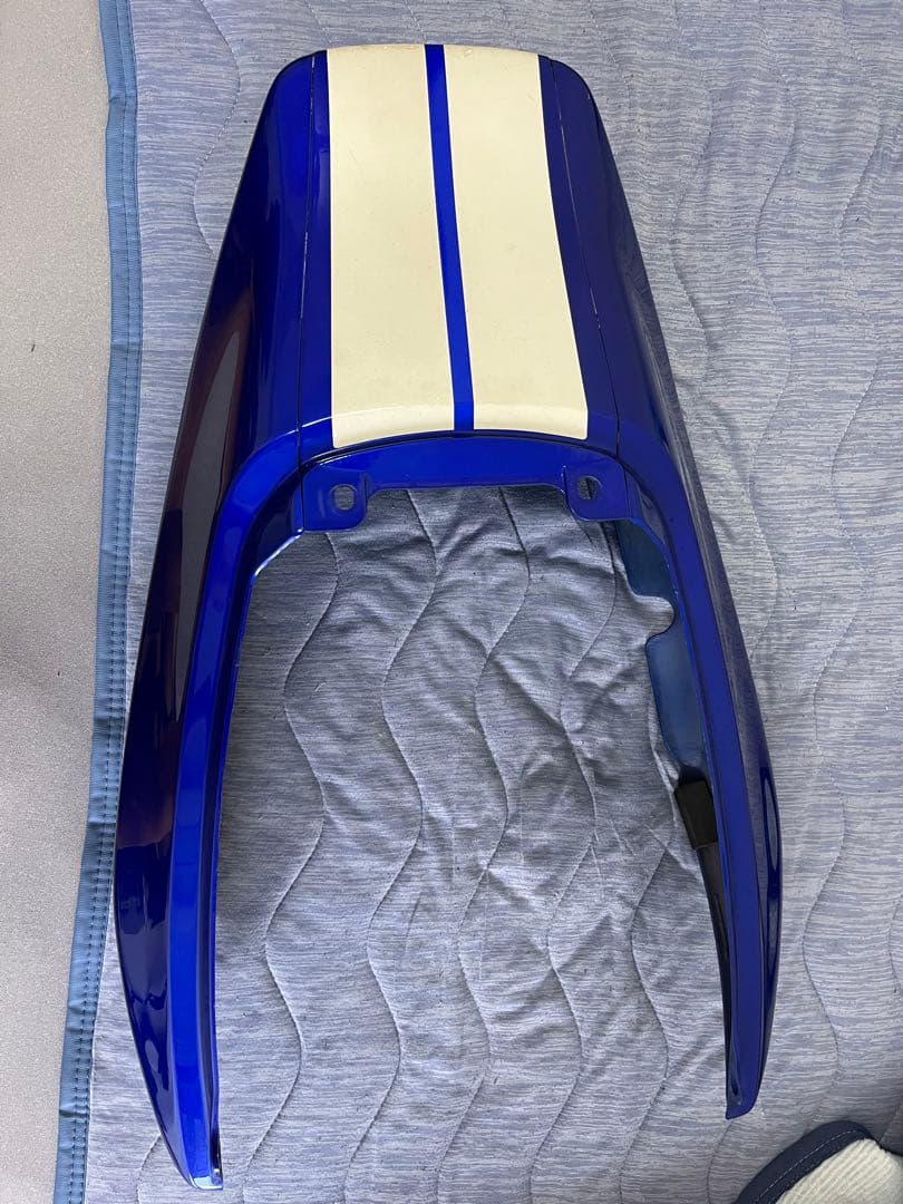 nc31 バージョンs フェンダーカウル　　青白