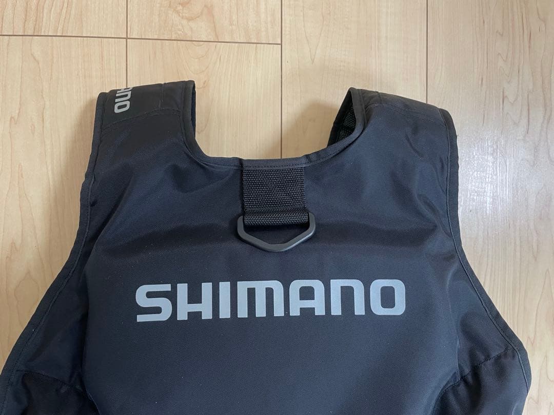 【中古】SHIMANO フィッシングベスト ／ゲームベストライト/VFー068T