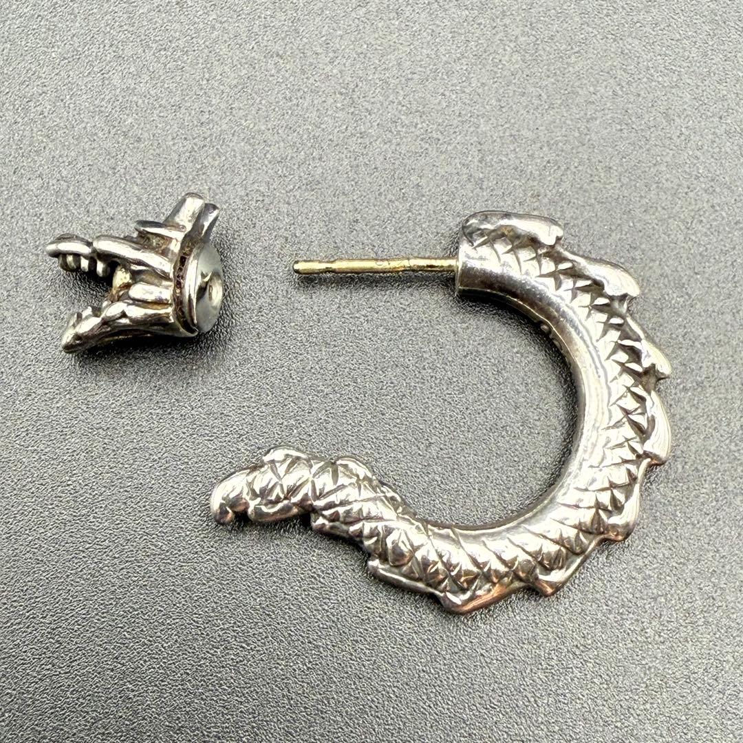 ◆【美品】Silence Field 18K ポスト ドラゴン フープピアス
