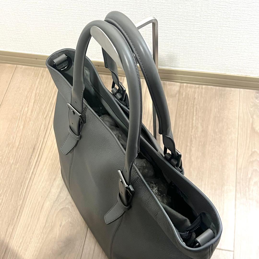 美品✨ コールハーン トライボロトート 2way 大容量　牛革　グレー