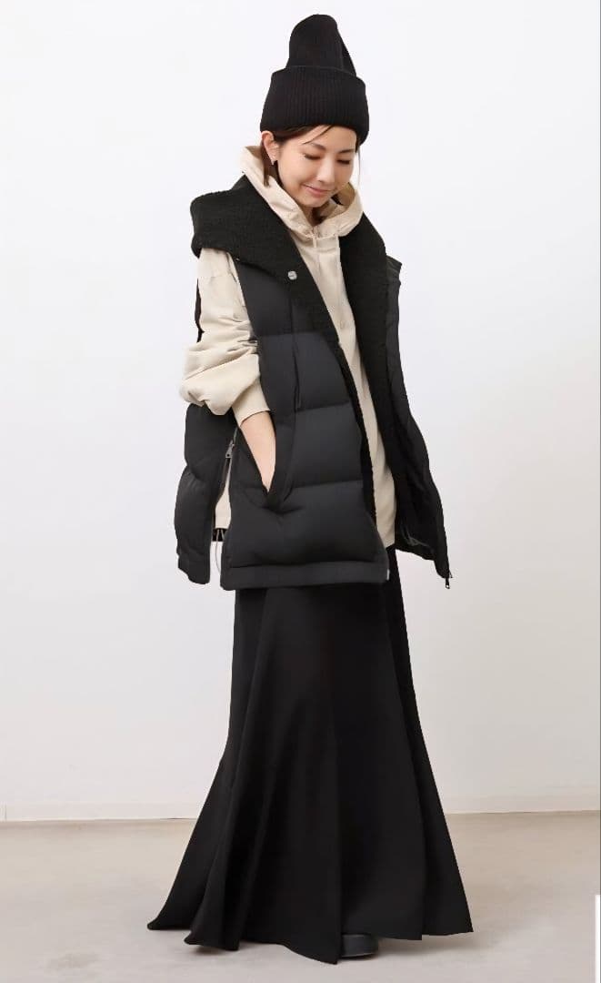 【LOU ANDREA/ルーアンドレア】２WAY DOWN VEST　ブラック