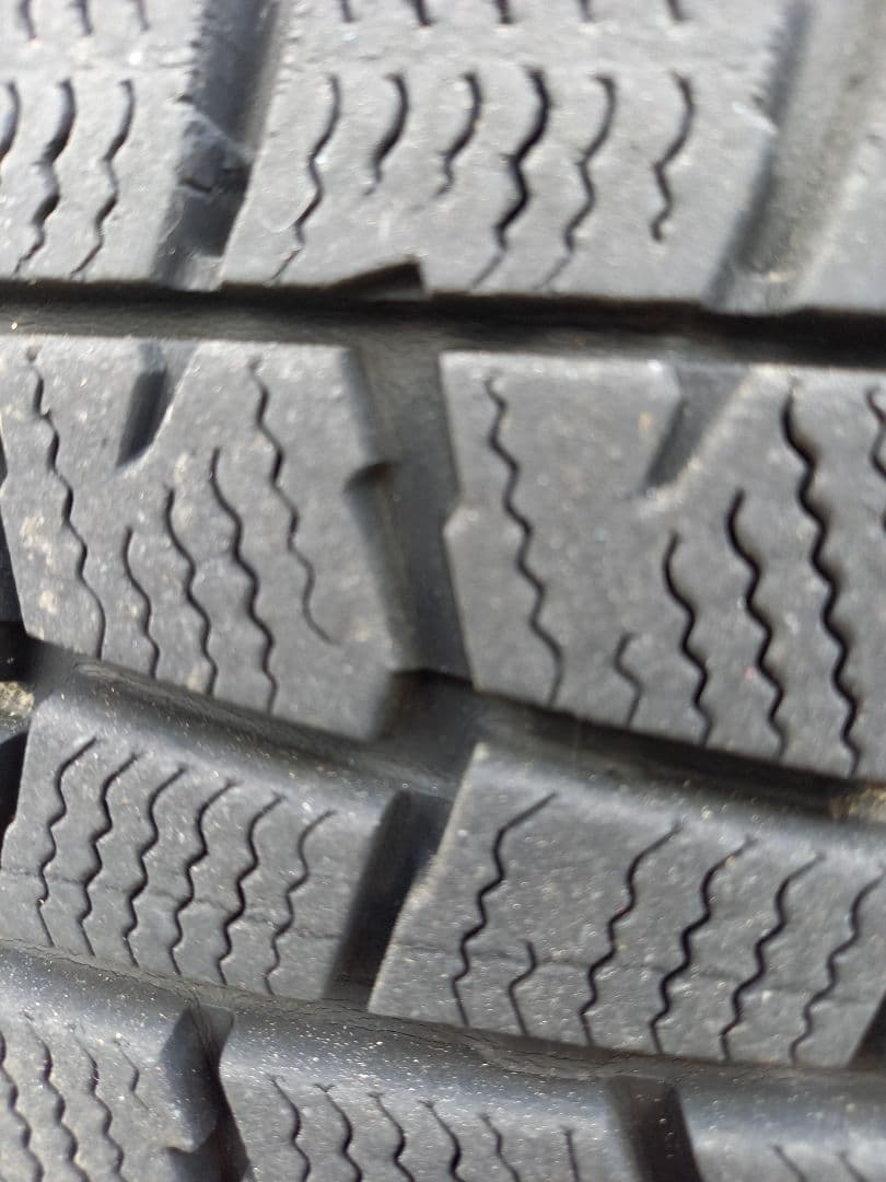 スタッドレスタイヤ&ホイール４本セット　アクアなど 175/65R15ダンロップ