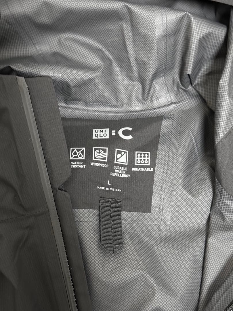 UNIQLO:Ｃ ブロックテックパーカ ブラック Lサイズ 新品未使用