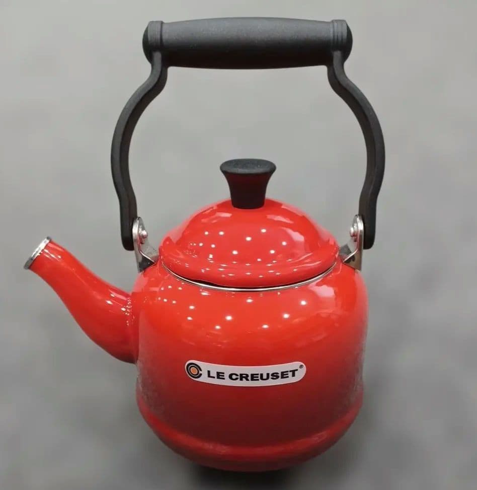 LE CREUSET ル・クルーゼ チェリーレッド ケトル やかんふ 1.1L