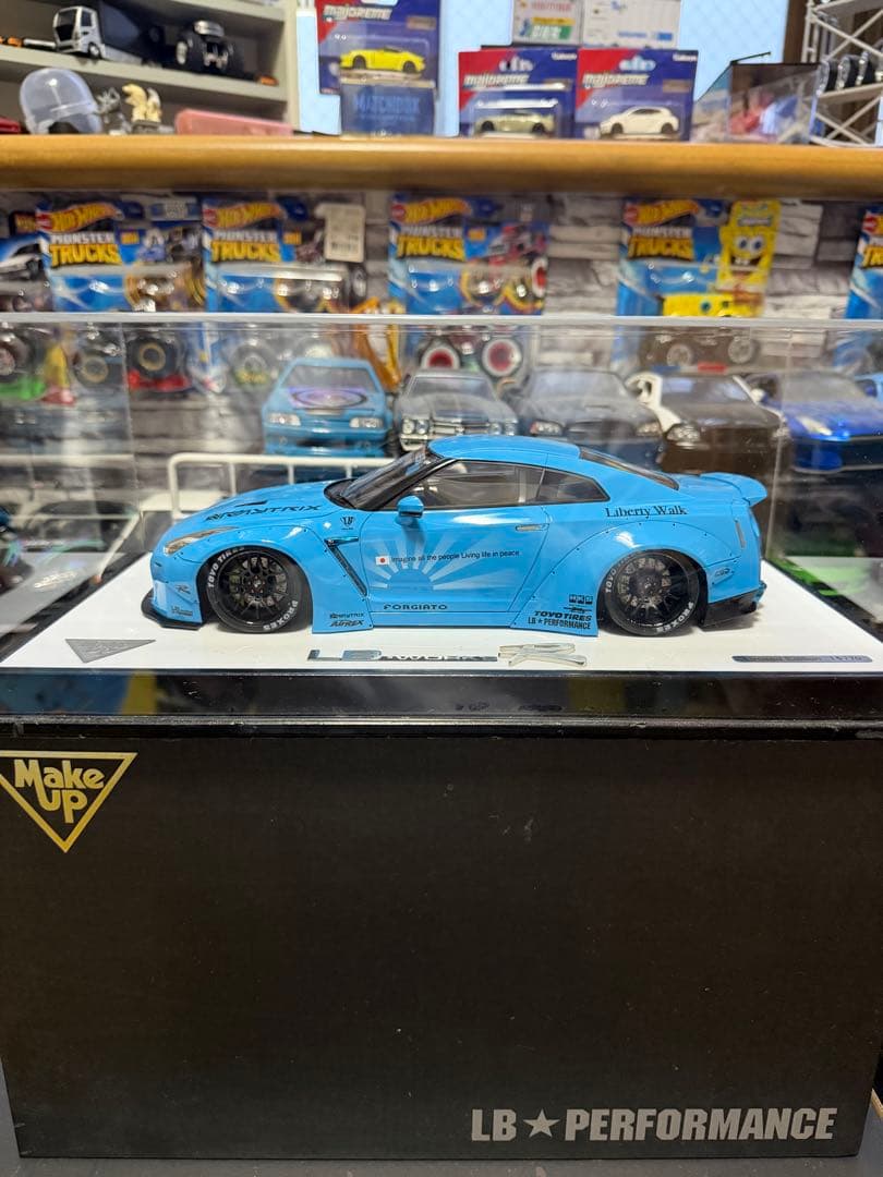 LBWK Nissan GT-R ライトブルー 1/18 MAKE UP