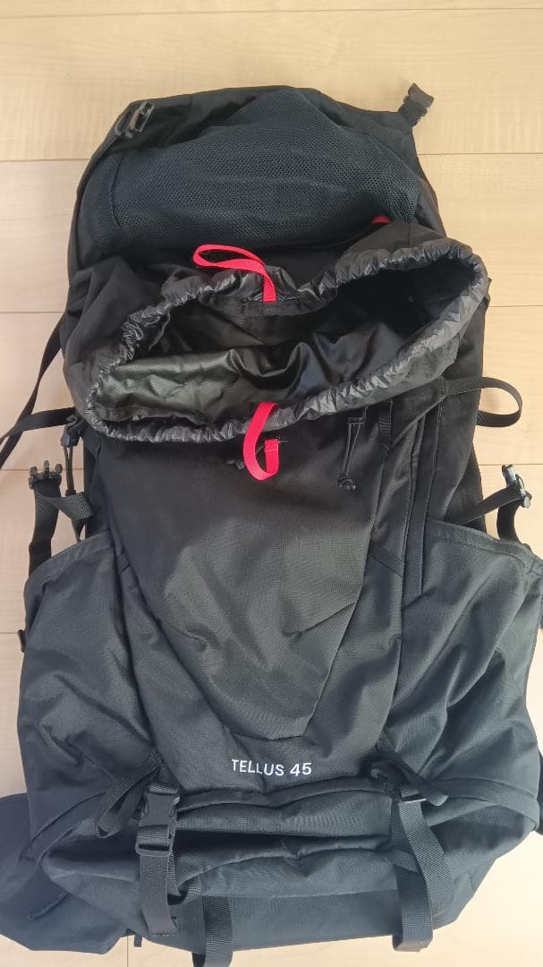 THE NORTH FACE TELLUS 45 ブラック