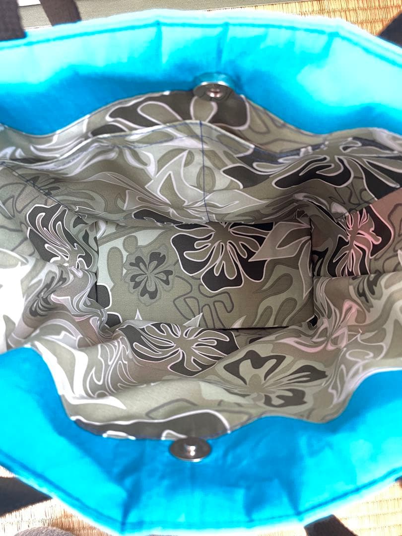 ハワイアンキルトバック♡夏を感じるハンドメイドバック　サーフボード　ホヌ