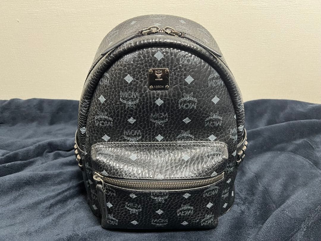 MCM ブラックレザーバックパック