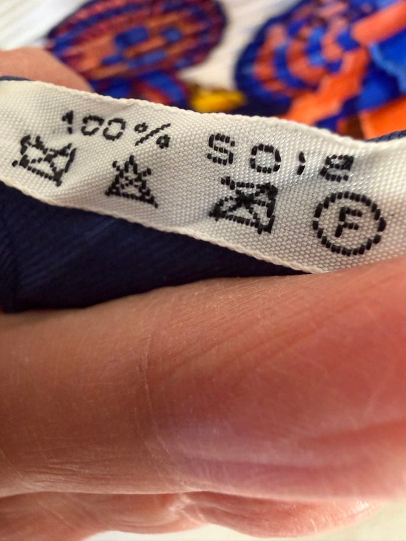 エルメス　プリーツスカーフ　LES RUBANS DU CHEVALIER