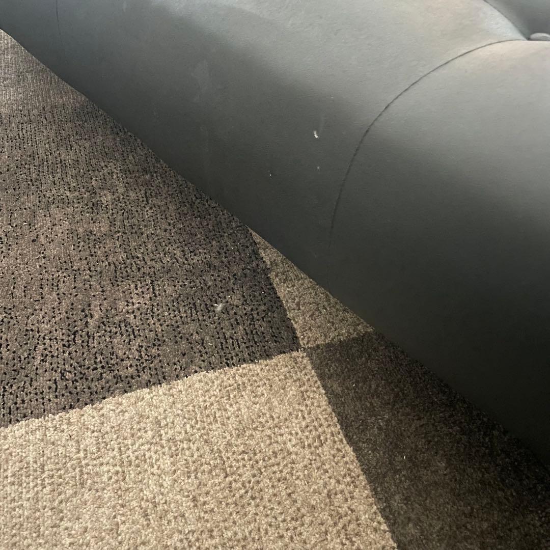 都内23区送料無料✨ソファベッド✨ 引き出し収納付き　レザー