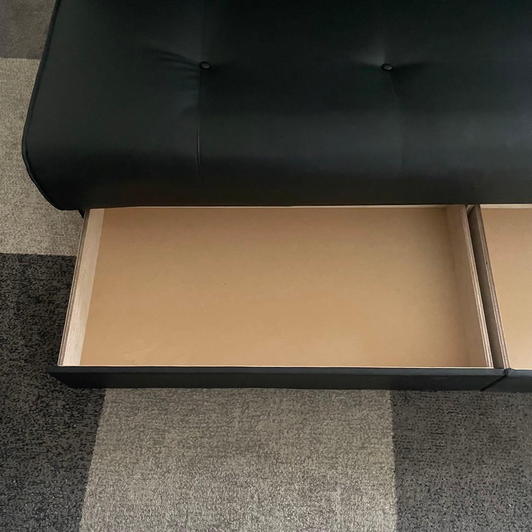 都内23区送料無料✨ソファベッド✨ 引き出し収納付き　レザー