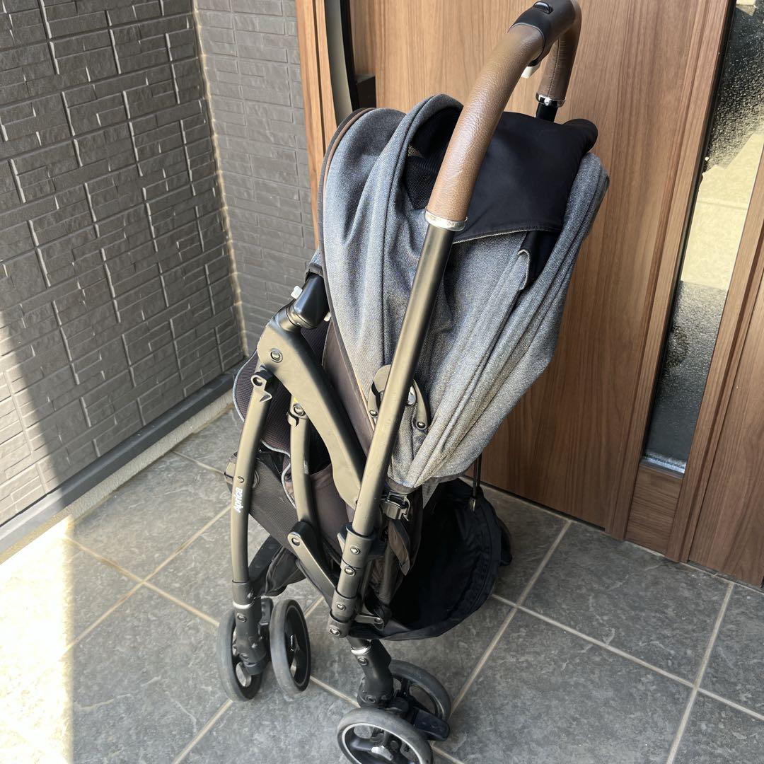 アップリカ ラクーナクッションフリー　2141889 グレー　Aprica