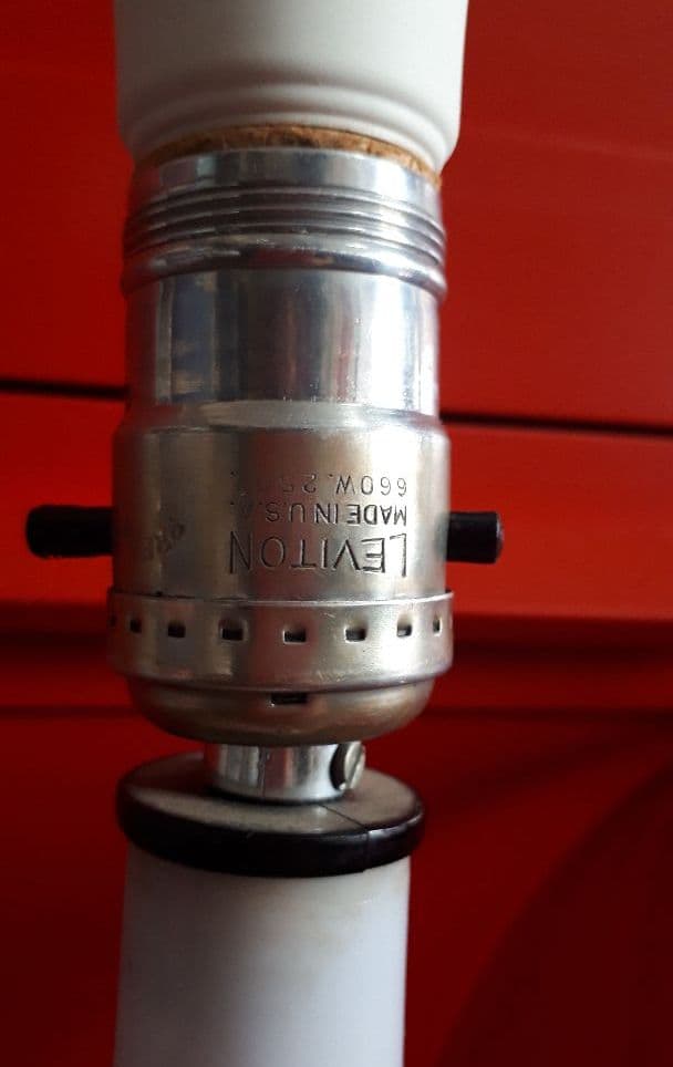 米国ビンテージレビトン ミッドセンチュリー レッドマッシュルーム テーブルランプ