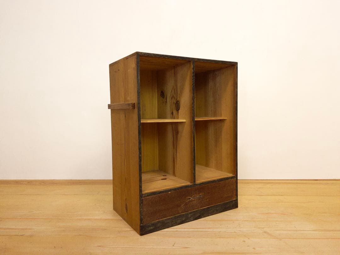 木製　収納棚　小ぶり　古道具　古家具　和家具　ビンテージ　アンティーク　レトロ