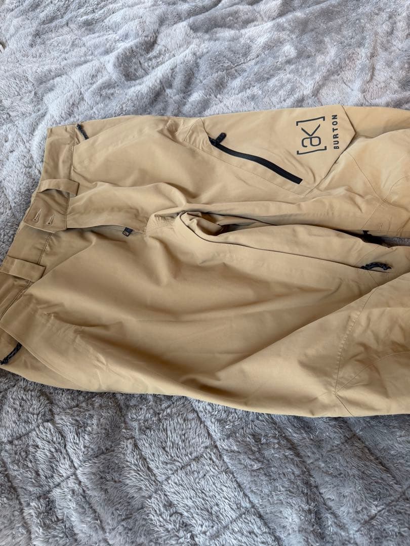 美品　Burton ak Sサイズ　日本Mサイズ