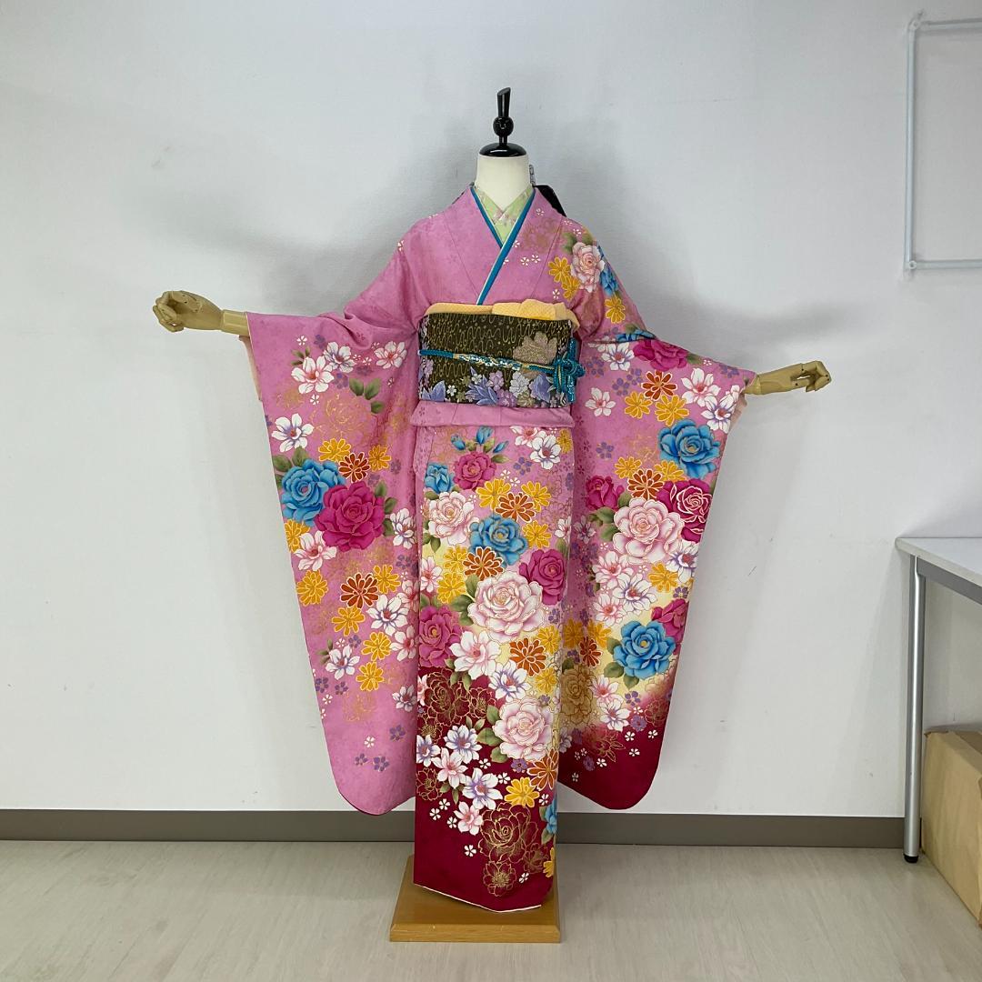 ミニーママ専用　お振袖 ピンク　薔薇づくし　正絹　美品　成人式