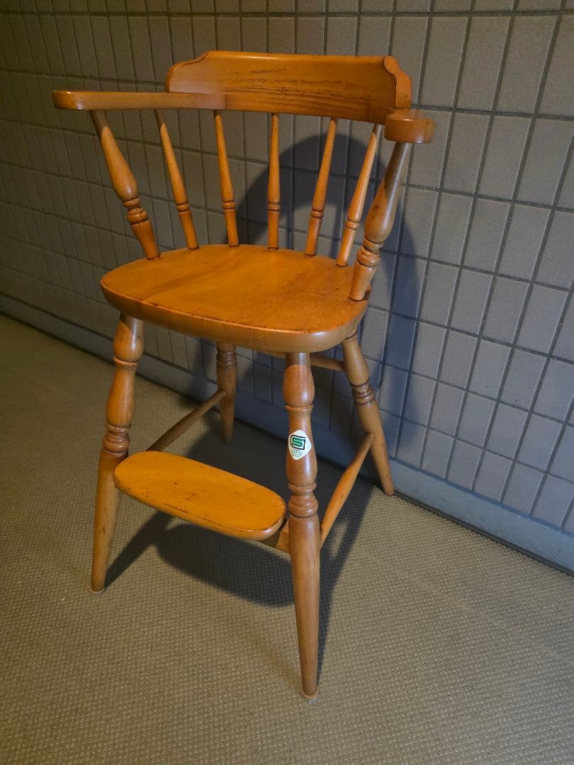 キツツキマーク 飛騨産業 ベビーチェア 子供椅子 ウィンザーチェア