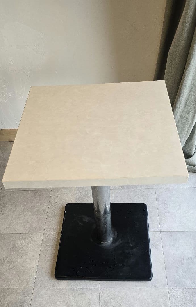 大理石調テーブル 天板 50×50cmオーダー品｜鉄脚｜サロン・カウンセリング用