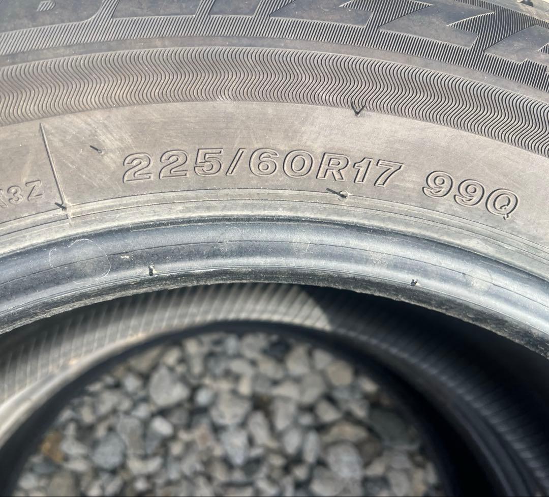 ブリヂストン　ブリザック vrx3 225/60r17 22年製　2本のみ