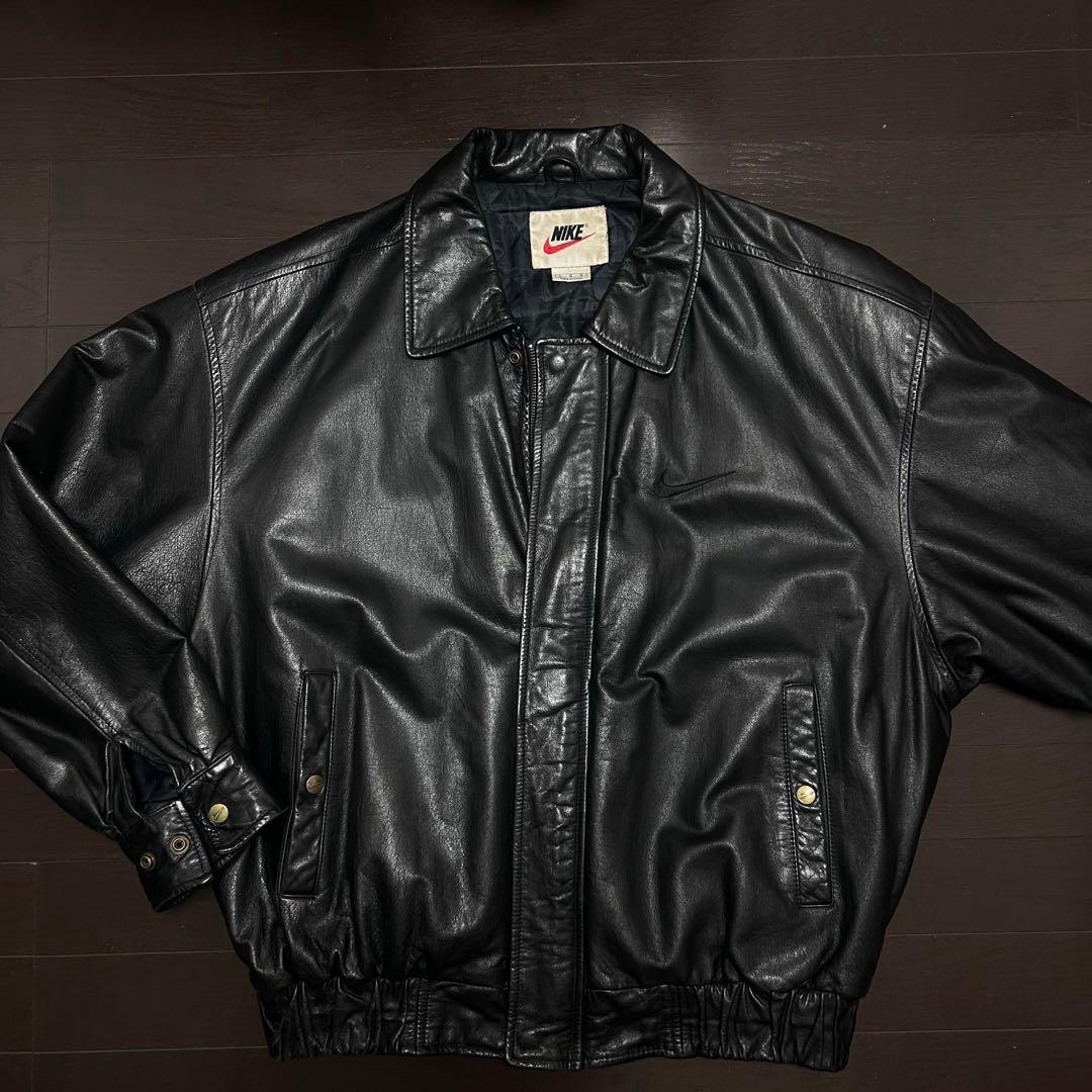 ポ*メ様 NIKE ブラックレザージャケット Lサイズ